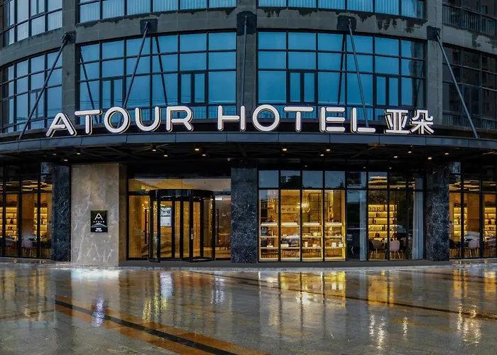 Atour Hotel Wuhan Tianhe Airport Tenglong Avenue Subway Station